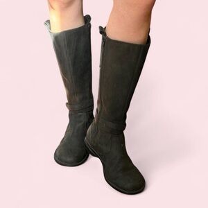 Women's Tall Black Leather Waterproof Boots